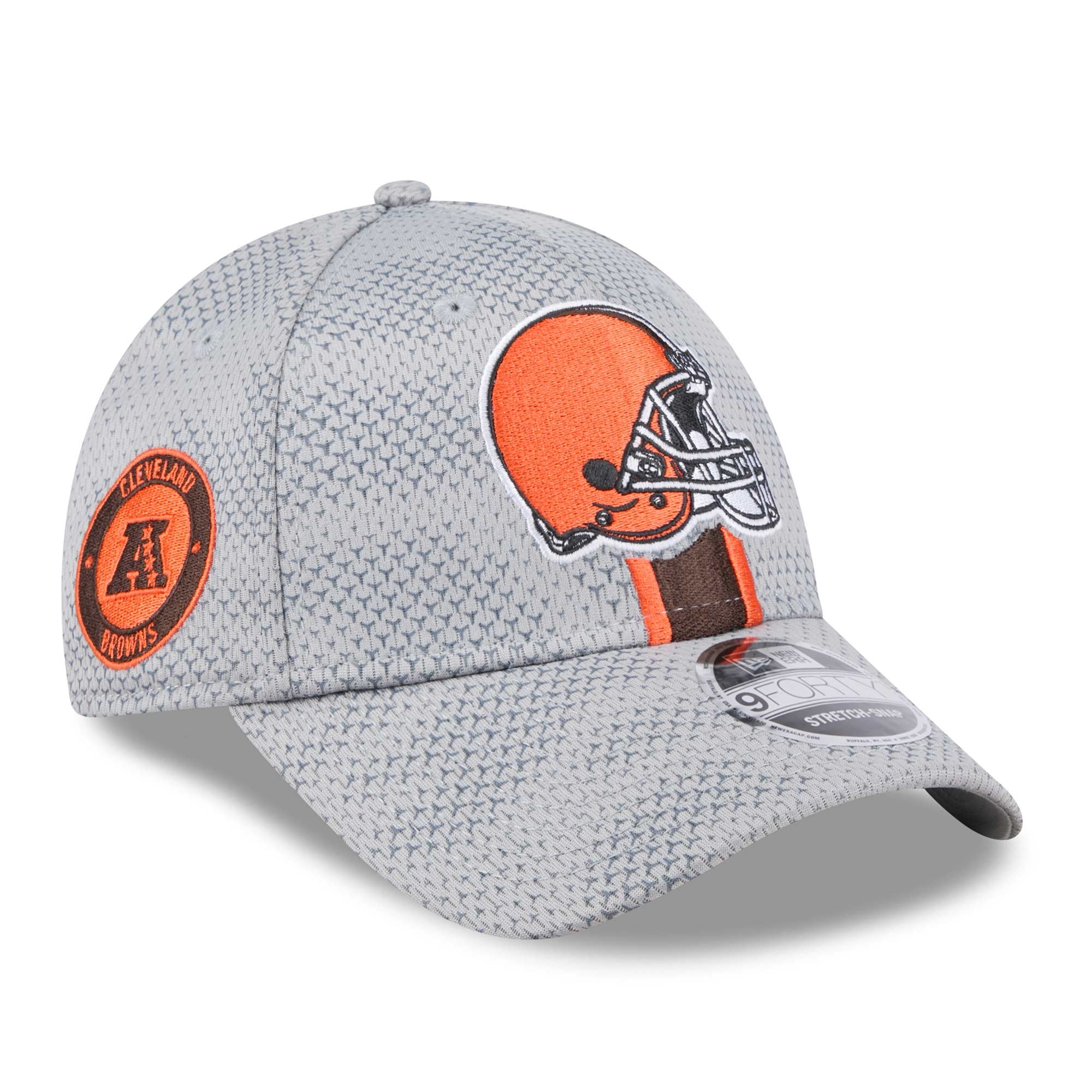 Cleveland Browns 2024 NFL Sideline New Era Stretch-Snap 9FORTY Cap Grau