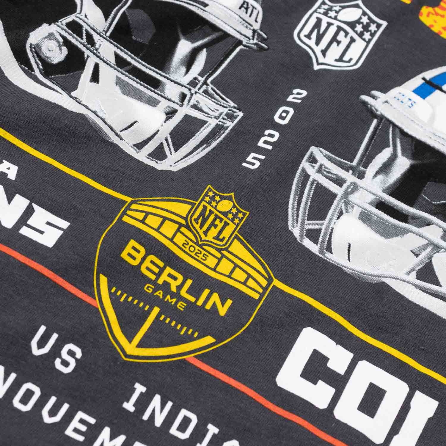 Helmet, Football, Person, Playing American Football, Sport