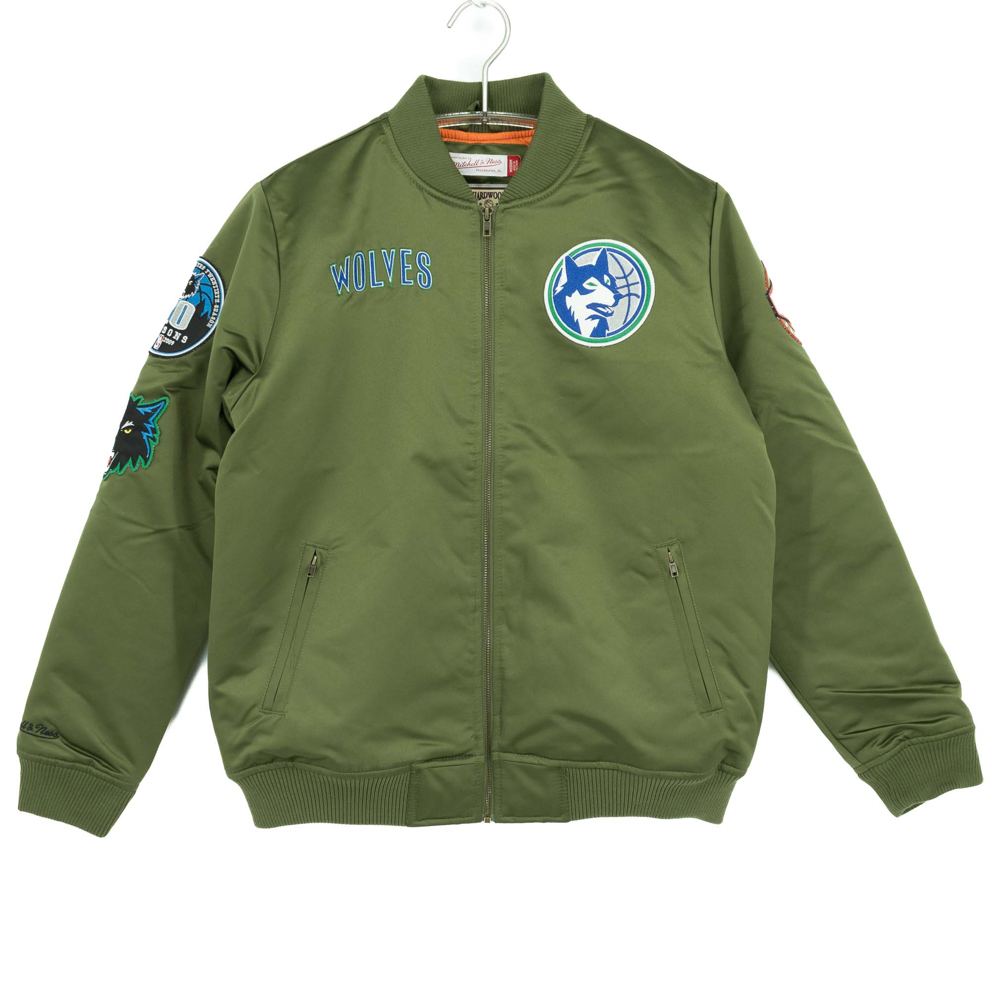Minnesota Timberwolves Olive Mitchell & Ness Heavyweight Satin NBA Jacke
