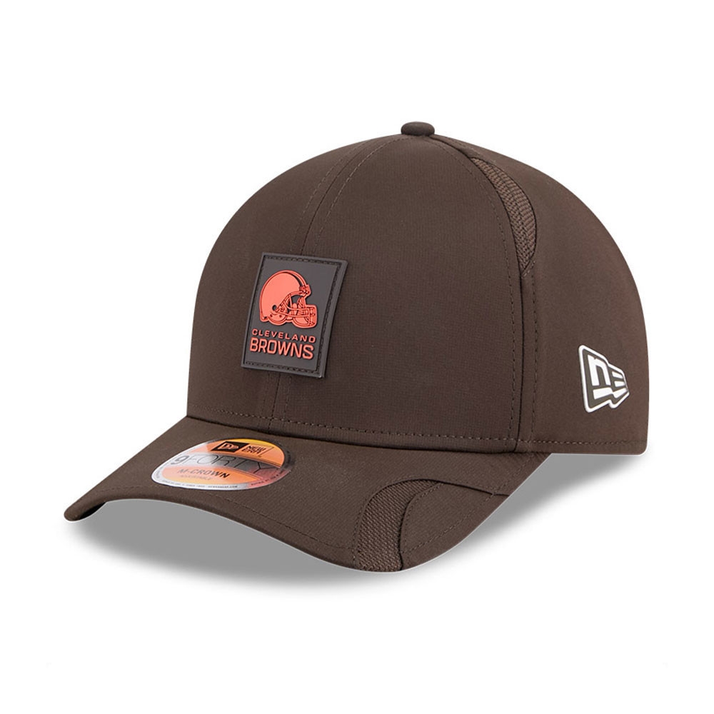 Cleveland Browns 2025 NFL On-Field Sideline 9FORTY M-Crown Snapback Cap Braun