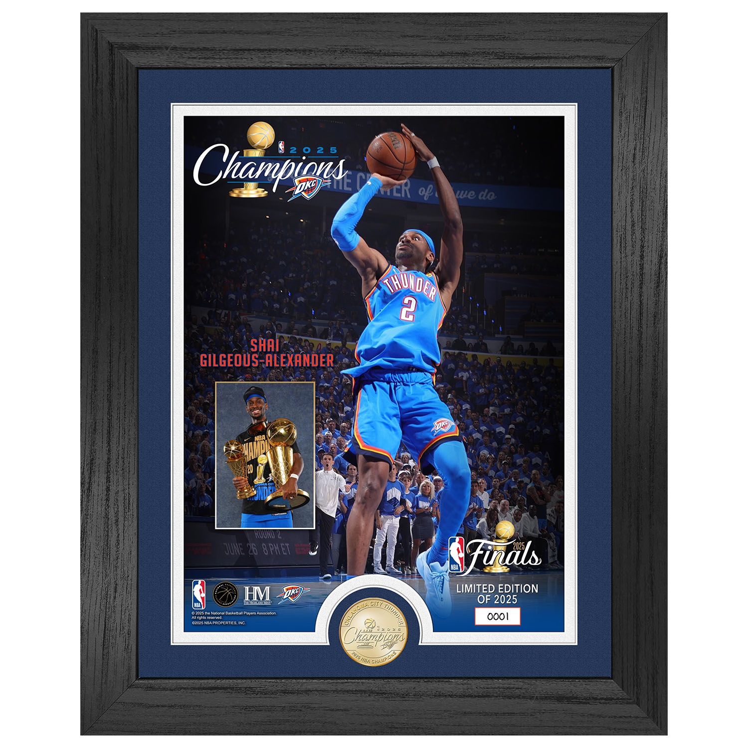 Shai Gilgeous-Alexander 2025 NBA Champs Trophy Raising Bronze Coin Gerahmtes Bild