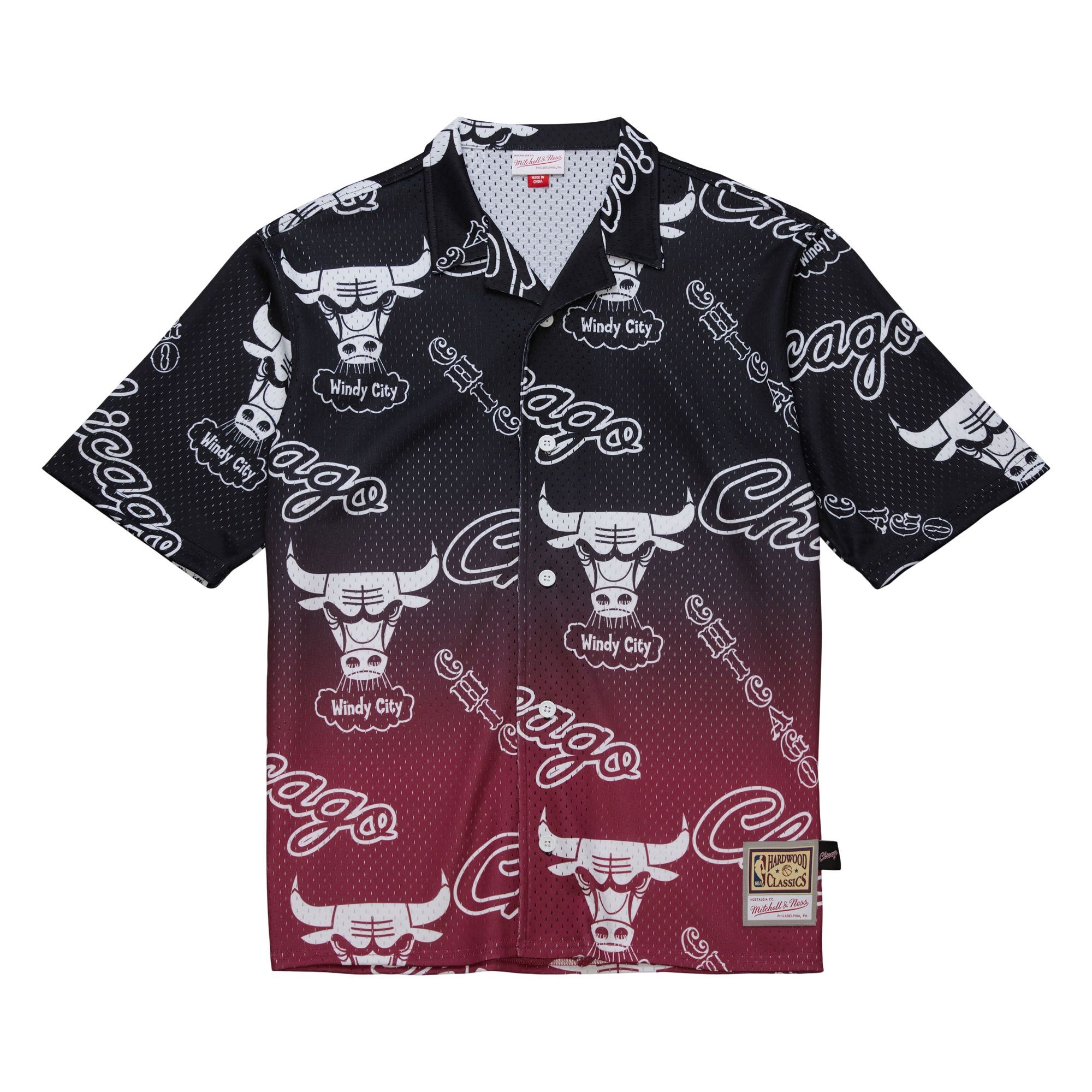 Chicago Bulls Mitchell & Ness Destination Leisure Button Up NBA Shirt