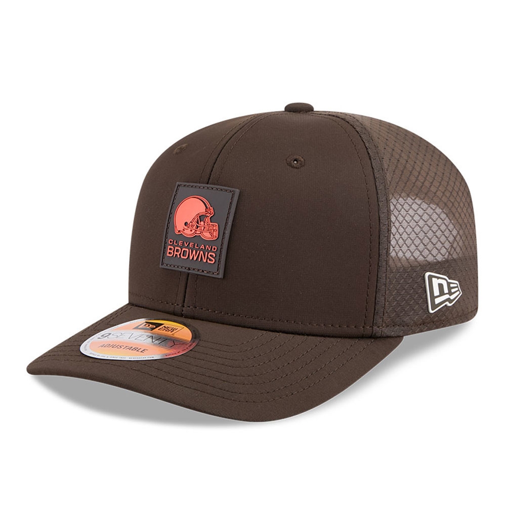 Cleveland Browns 2025 NFL On-Field Sideline 9SEVENTY Trucker Snapback Cap Braun