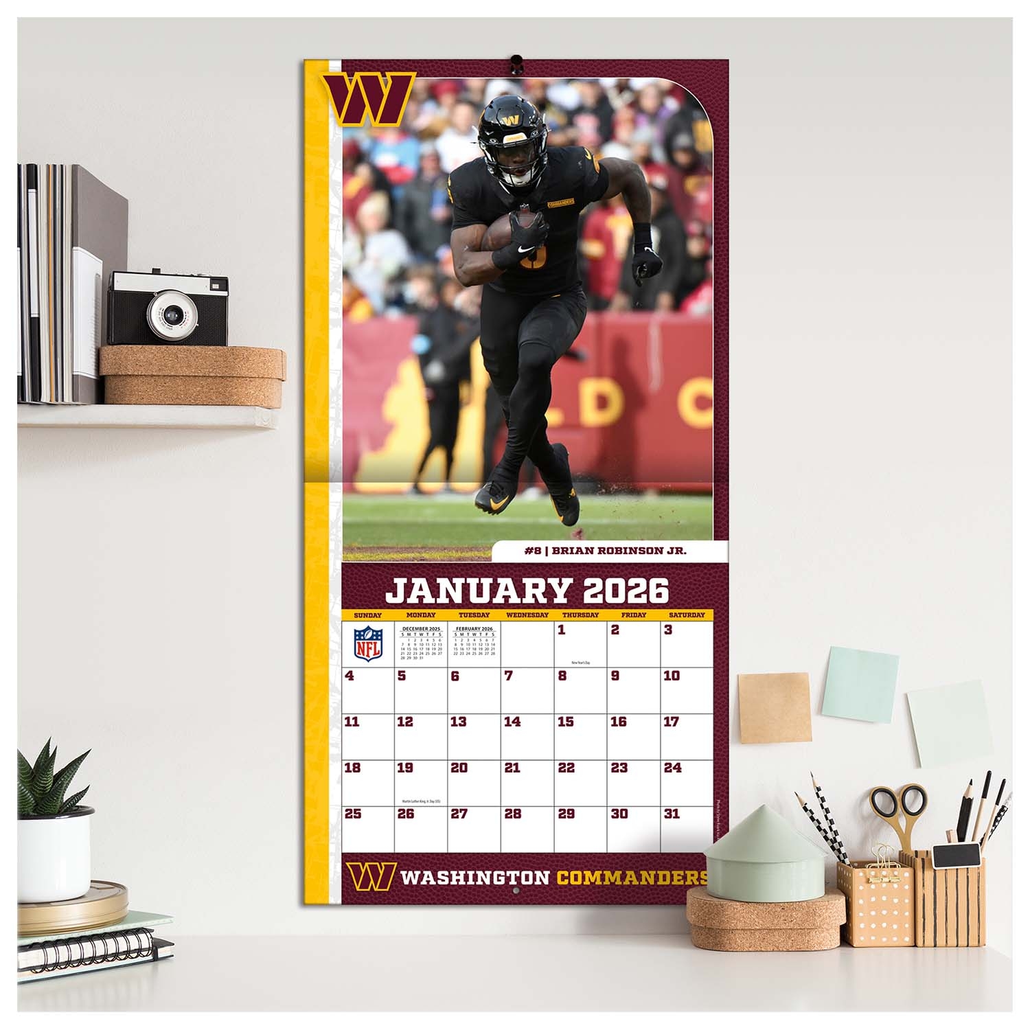 Helme, Handschuh, Text, Person, Kamera