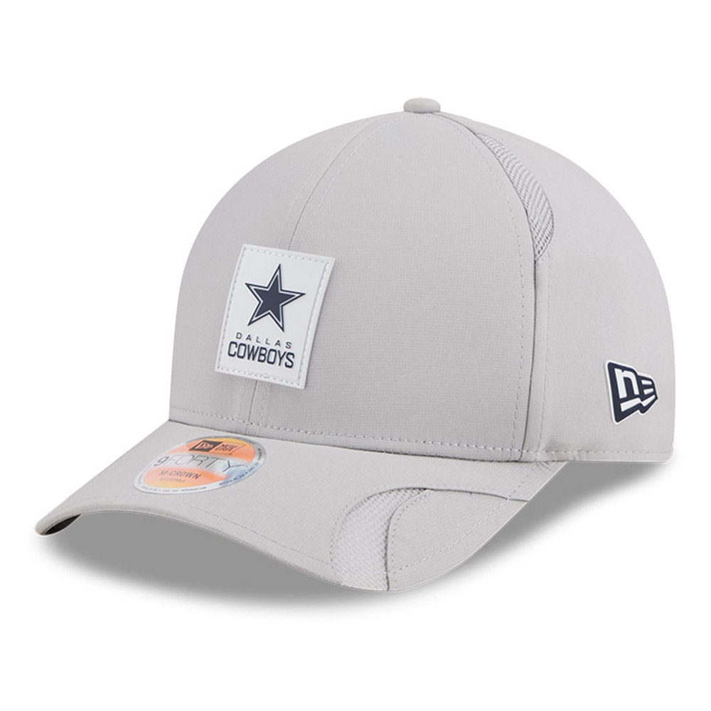 Dallas Cowboys 2025 NFL On-Field Sideline 9FORTY M-Crown Snapback Cap CW Grau